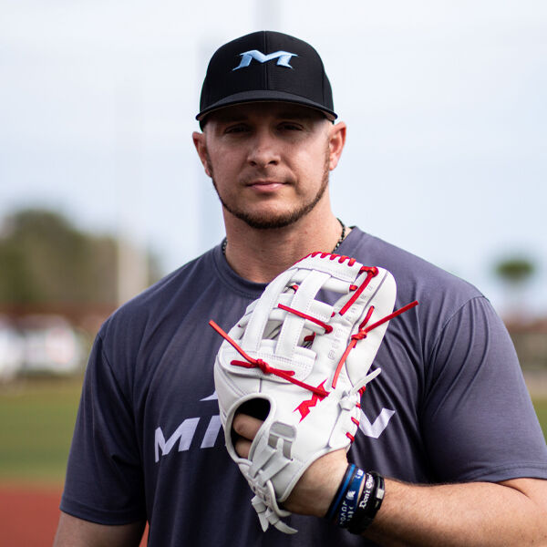 Slowpitch Softball Gloves