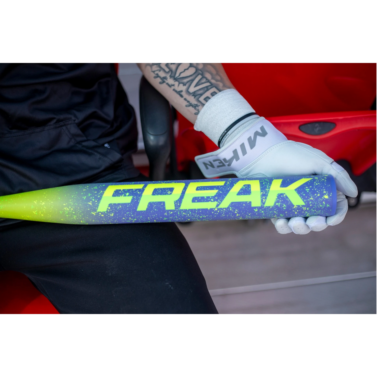 2026 Miken Freak Maxload USSSA Slowpitch Softball Bat 1 Piece 13.5" Barrel MSU6FRK1L