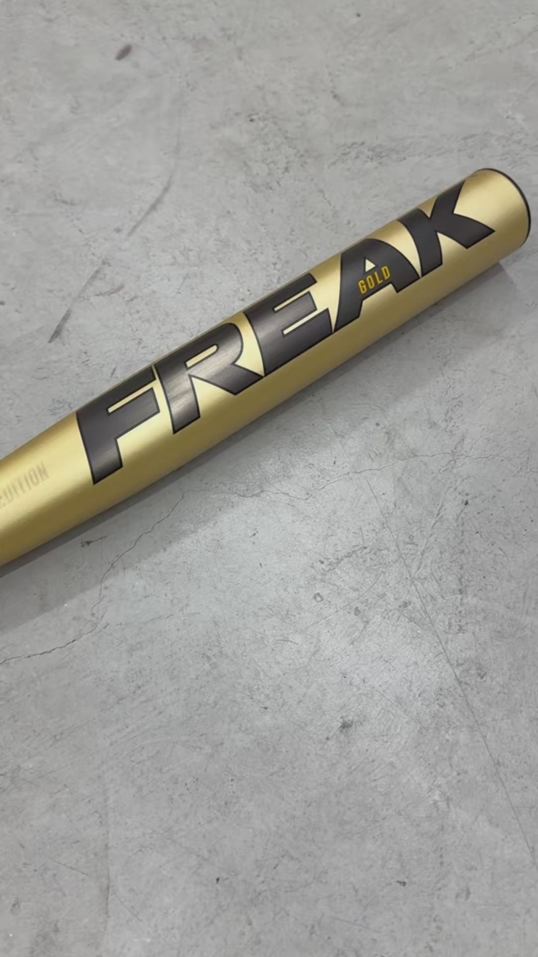 CLOSEOUT 2022 Miken Freak Gold Slowpitch Softball Bat Maxload ASA USA MGD21A