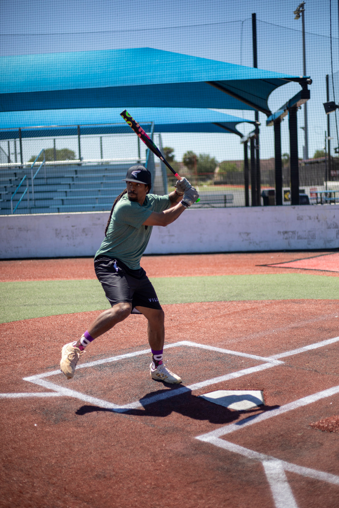 2026 Easton Thing Loaded USSSA Slowpitch Softball Bat 2 Piece 12" Barrel ESU6THGL - lifestyle